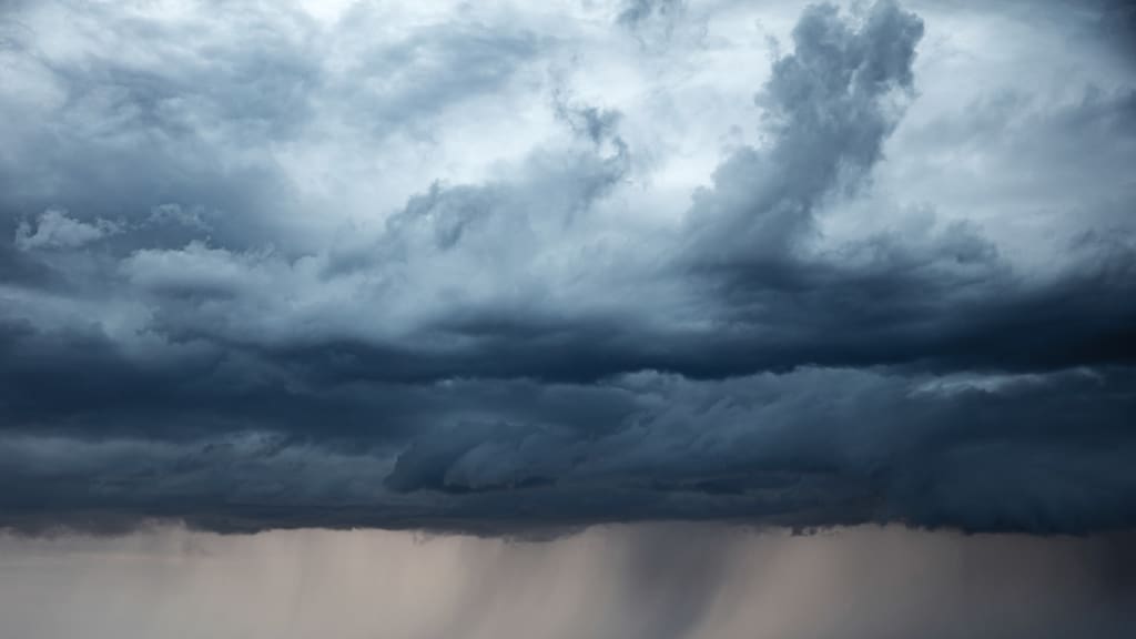 MetService Keeps Auckland Under Heavy Rain Watch As Low Crosses North Island